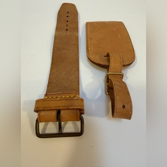 LV Authentic Leather Luggage Tag and Poignet Strap Set EUC - Picture 3 of 10